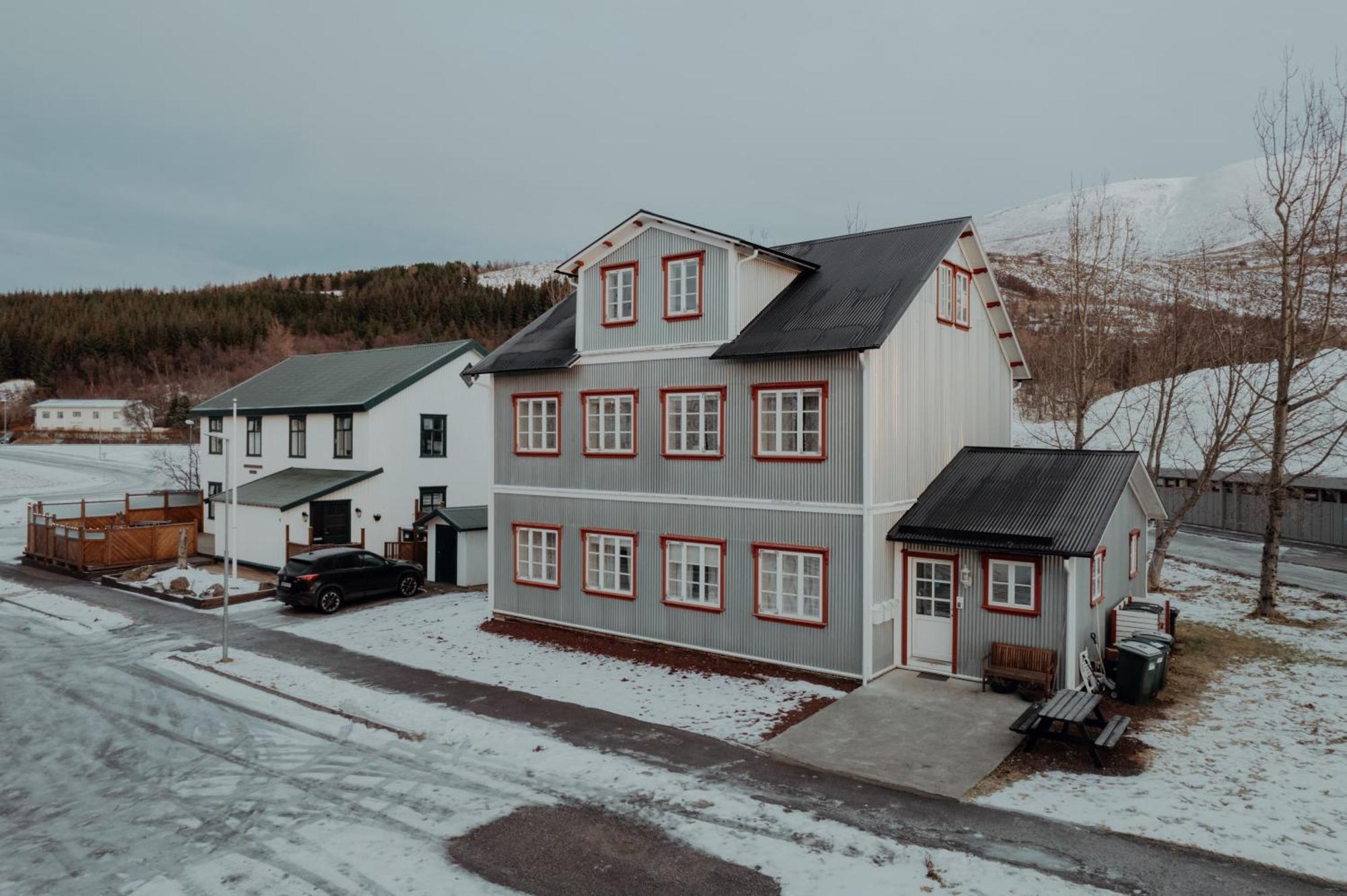 Gamli Skolinn Húsavík المظهر الخارجي الصورة